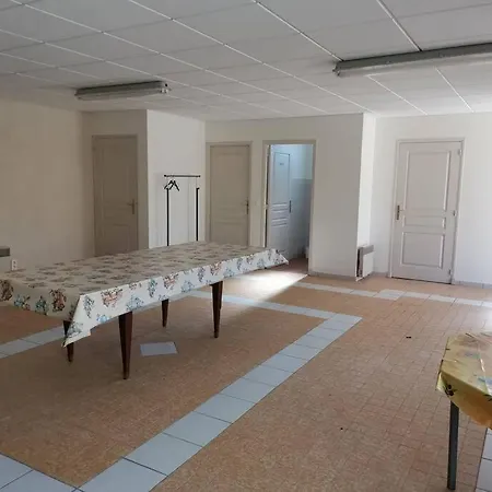 Dom wakacyjny Maison De Campagne Avec Lac Prive Saint-Côme-dʼOlt