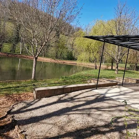 Maison De Campagne Avec Lac Prive Saint-Côme-dʼOlt